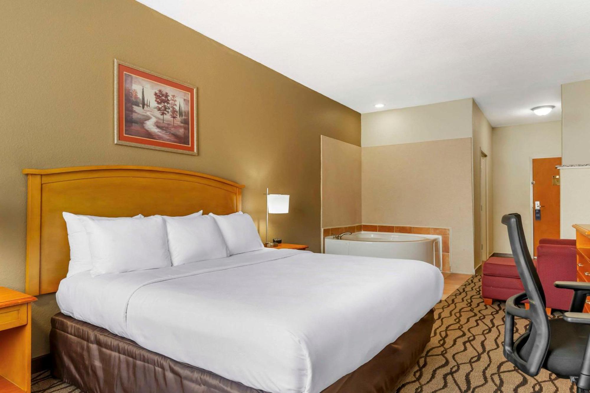Comfort Inn & Suites Chesapeake - Portsmouth Exterior foto